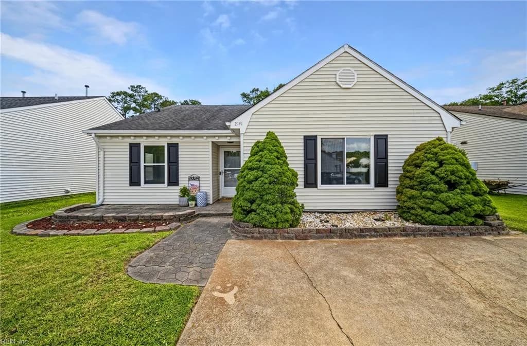 2141 Bloomsbury LN, VIRGINIABEACH VA 23454 - Main photo