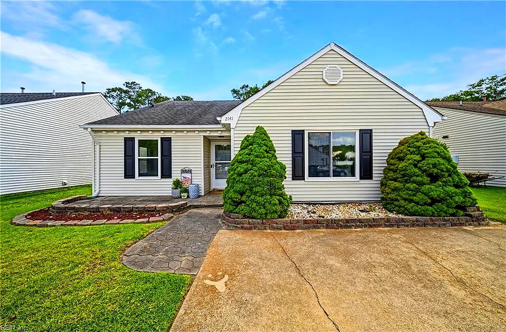 2141 Bloomsbury LN, Virginia Beach — 3 bed Residential, 1,432 sqft
