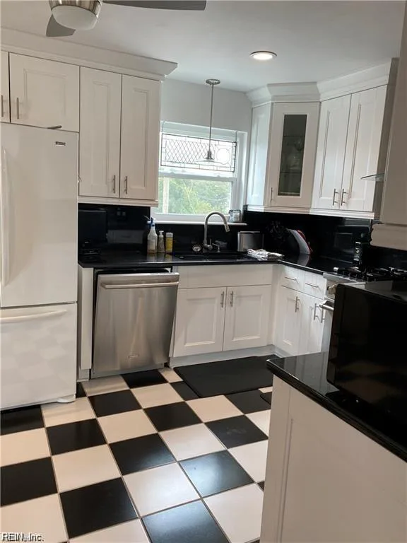 120 50th ST, VIRGINIABEACH VA 23451 - Photo 5