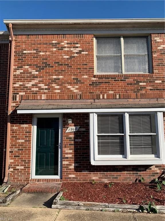 1960 Darnell DR, VIRGINIABEACH VA 23455 - Photo 3