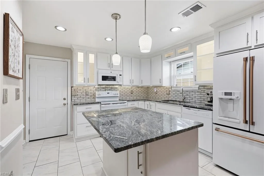 904 Culpepper ST, NORFOLK VA 23523 - Photo 3