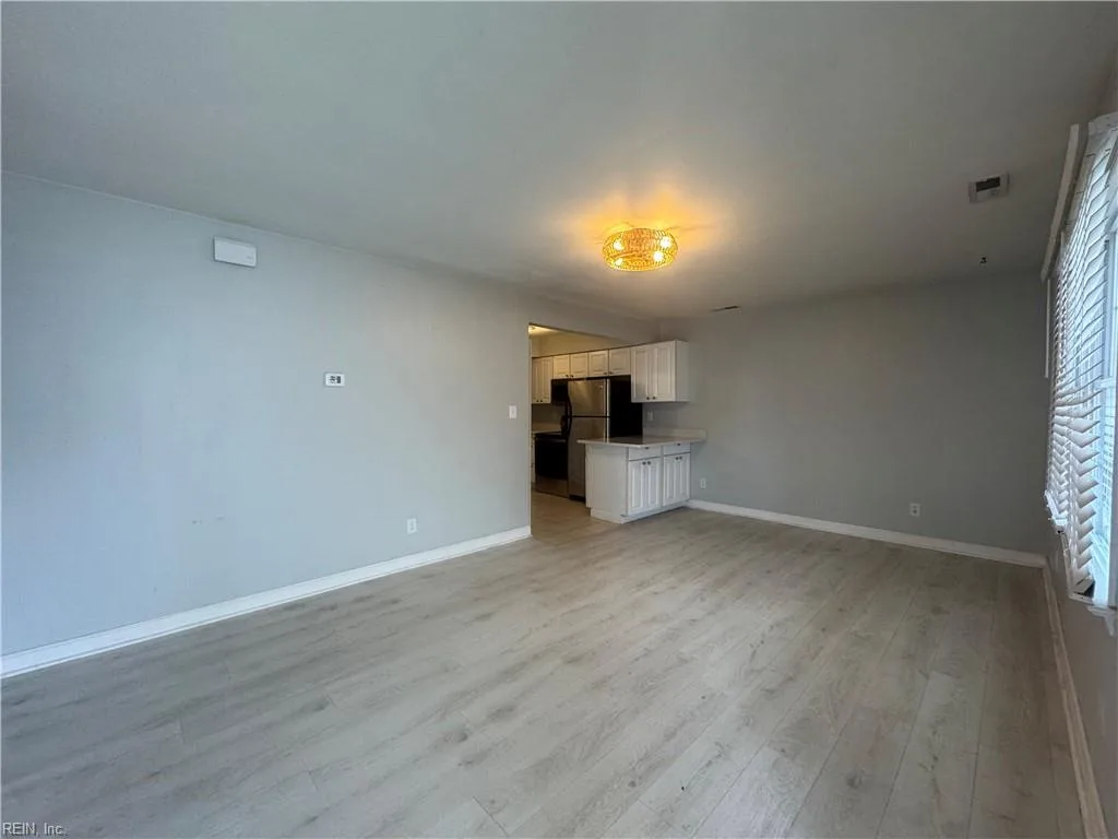 598 Pinewood DR #105, VIRGINIABEACH VA 23451 - Photo 5