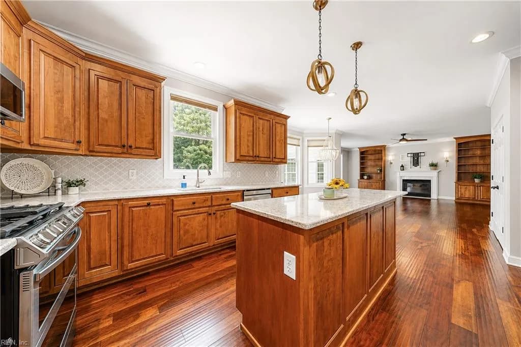 101 Shorewood TRCE, YORKTOWN VA 23693 - Photo 4