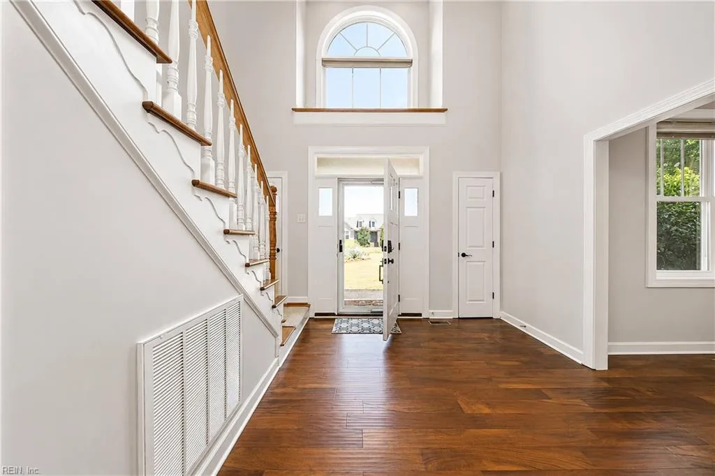 101 Shorewood TRCE, YORKTOWN VA 23693 - Photo 5