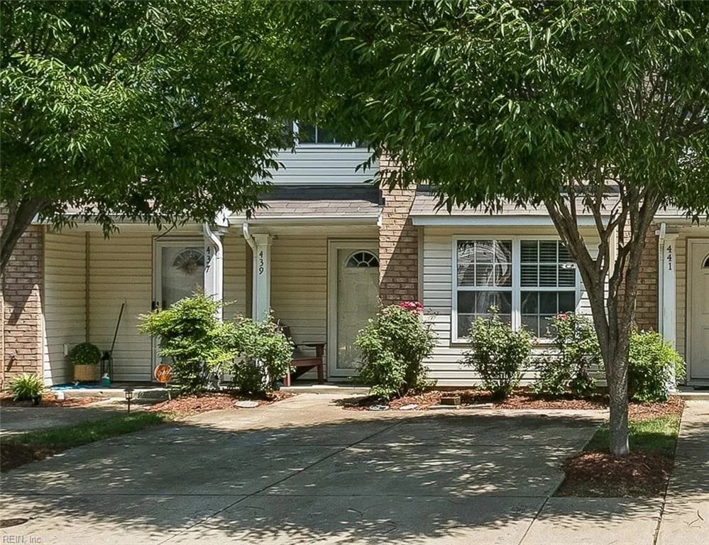 439 Revolution LN, NEWPORTNEWS VA 23608 - Photo 2