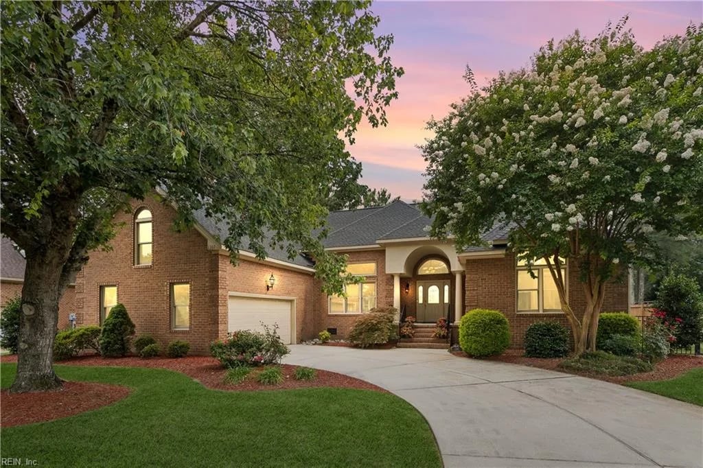 1307 Old Coach RD, CHESAPEAKE VA 23322
