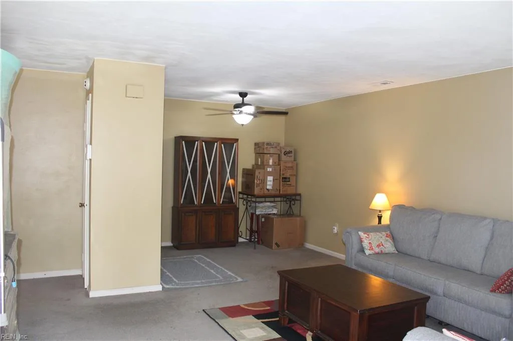 2833 Bamberg PL, VIRGINIABEACH VA 23453 - Photo 4