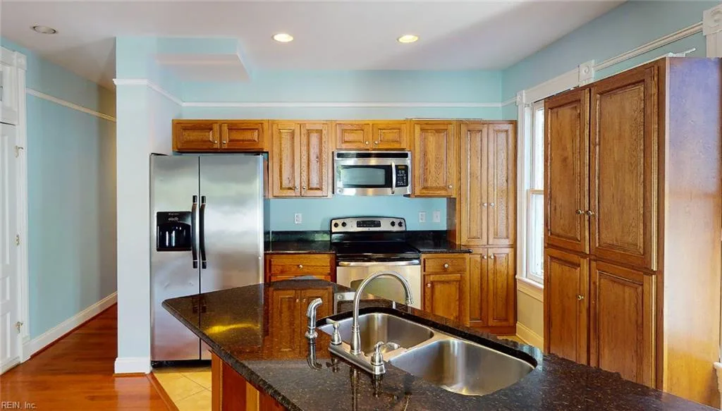 409 Dinwiddie ST #C, PORTSMOUTH VA 23704 - Photo 3