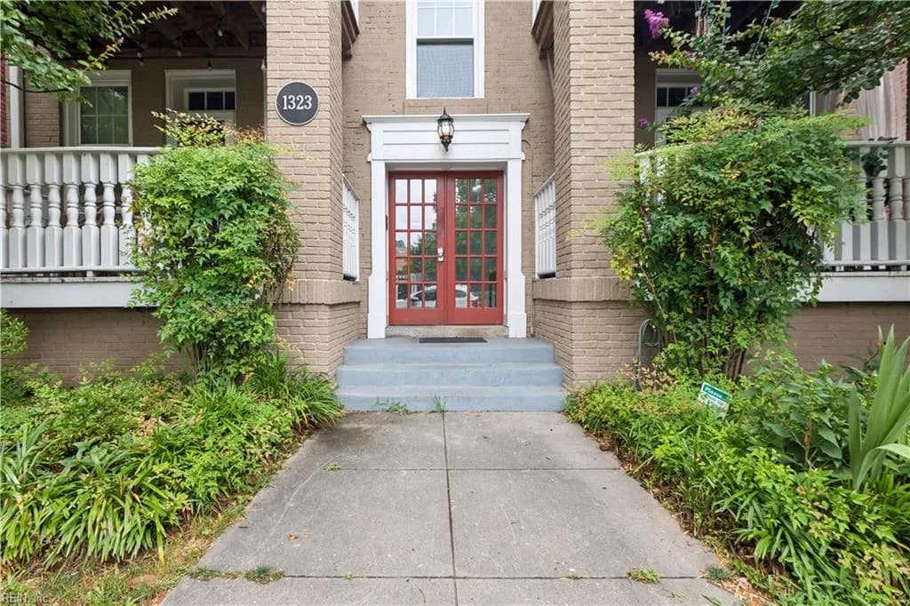 1323 Colonial AVE #3, NORFOLK VA 23517 - Photo 3