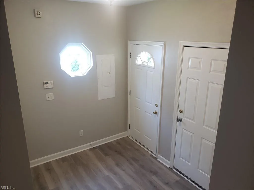8129 Redmon RD #B, NORFOLK VA 23518 - Photo 3