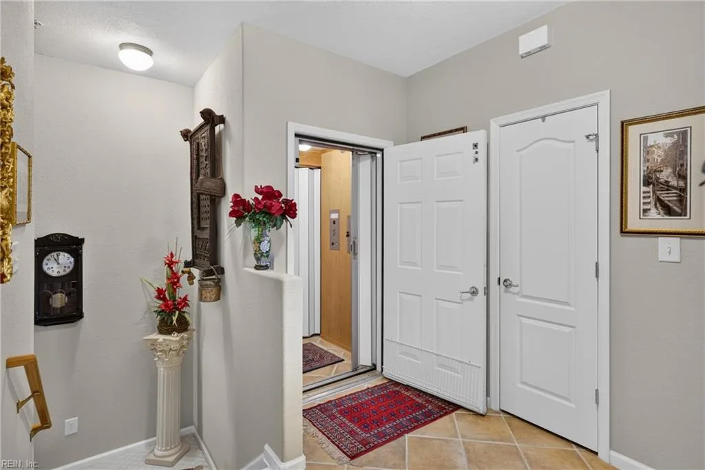 2683 Browning DR, VIRGINIABEACH VA 23456 - Photo 4