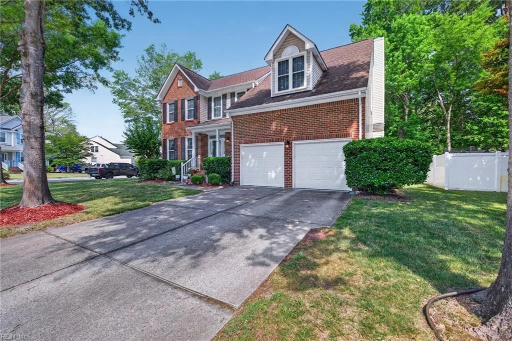 208 Robinhood RD, CHESAPEAKE VA 23322 - Photo 4