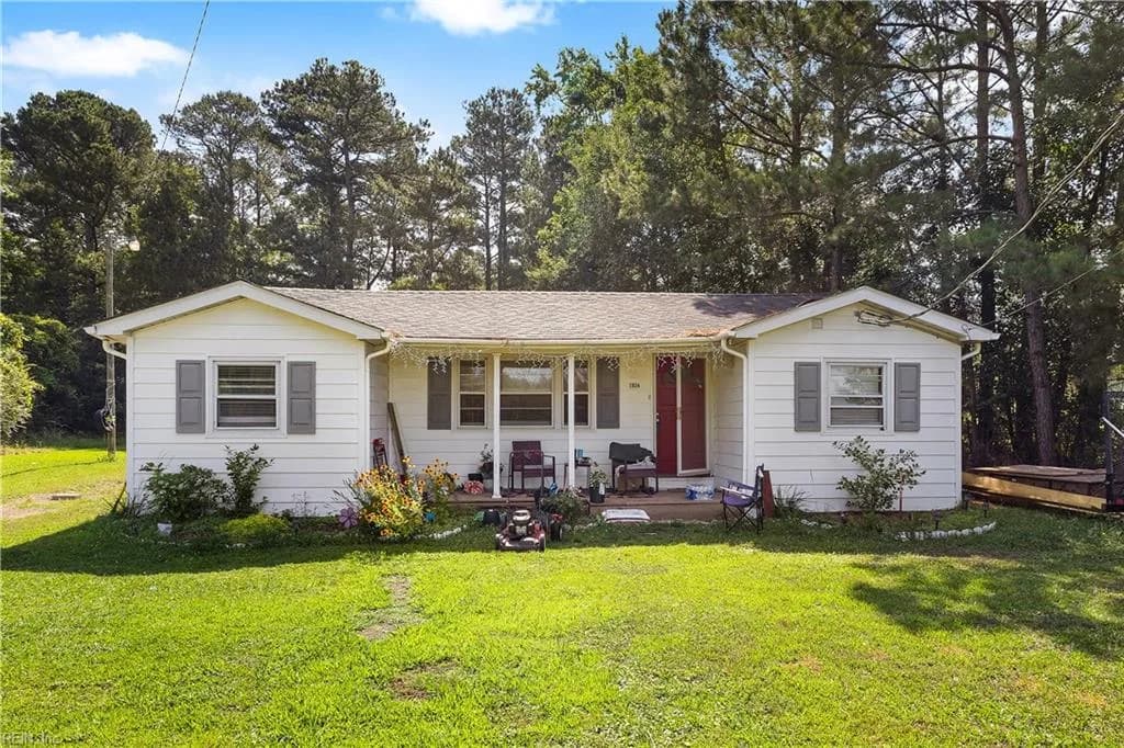 1934 Carolina RD, SUFFOLK VA 23434 - Photo 2
