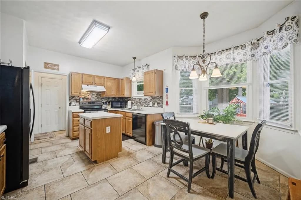 3614 Elkton DR, CHESAPEAKE VA 23321 - Photo 4
