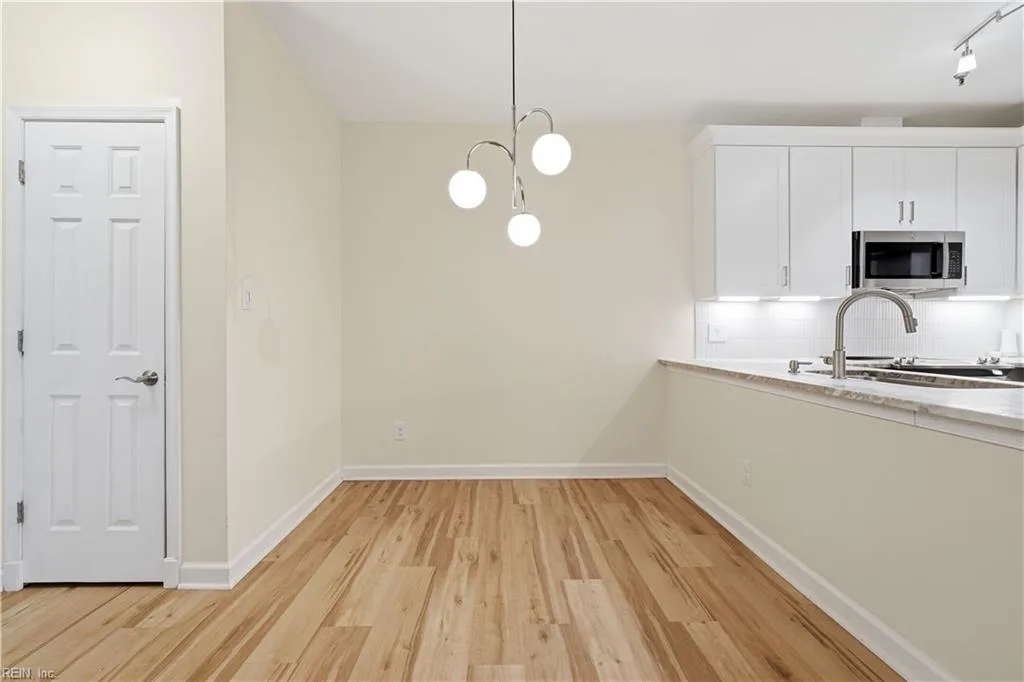 230 College PL ##215, NORFOLK VA 23510 - Photo 5