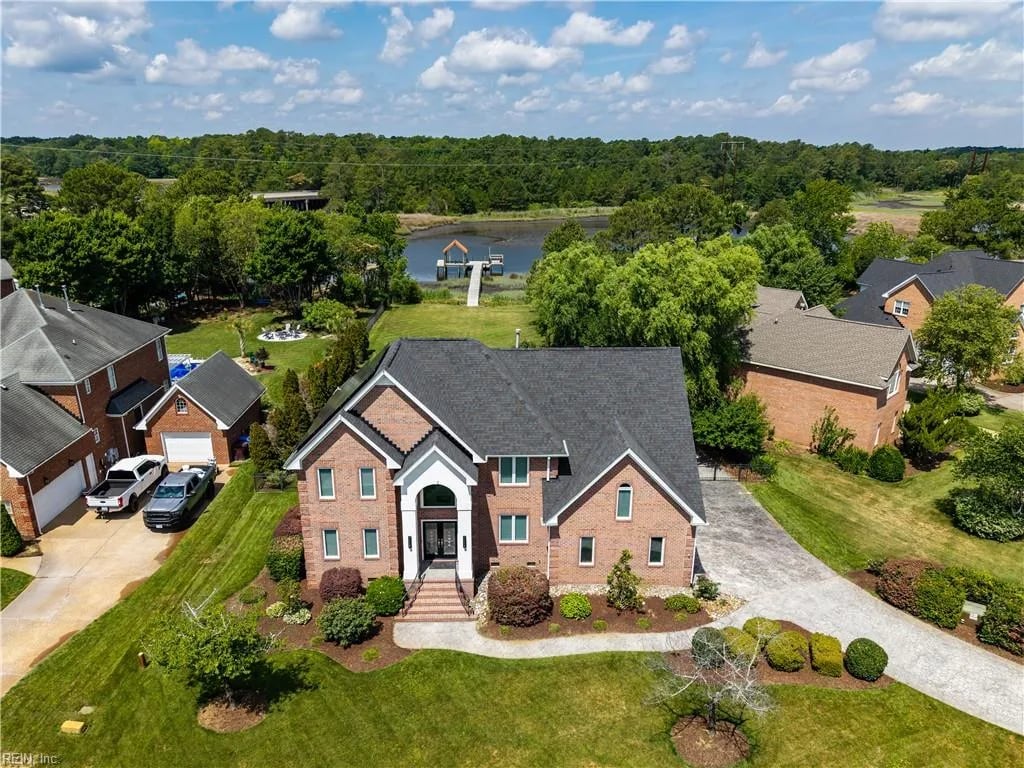 1905 Lancing Crest LN, CHESAPEAKE VA 23323