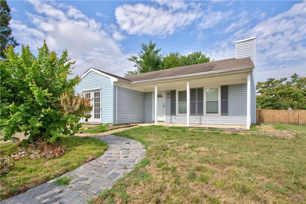 1901 Stillwood LN, VIRGINIABEACH VA 23456 - Main photo