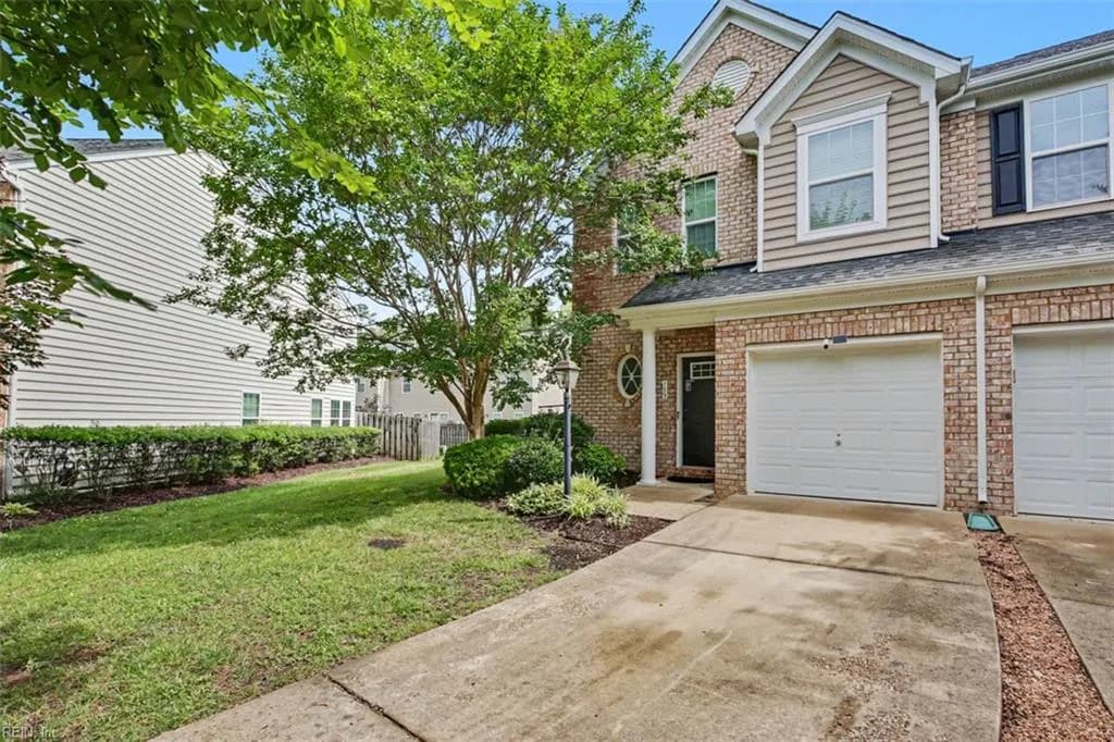 113 Hale CIR, YORKTOWN VA 23690 - Main photo