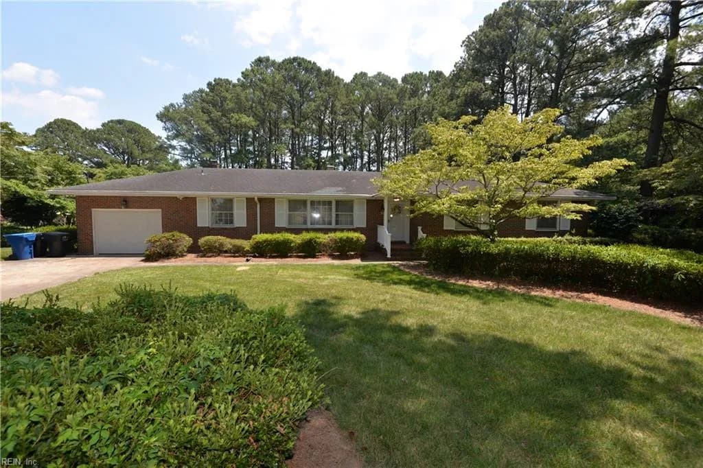 1721 N Alanton DR, VIRGINIABEACH VA 23454 - Photo 2