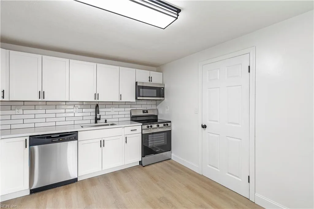 1522 Walnut AVE, CHESAPEAKE VA 23325 - Photo 5