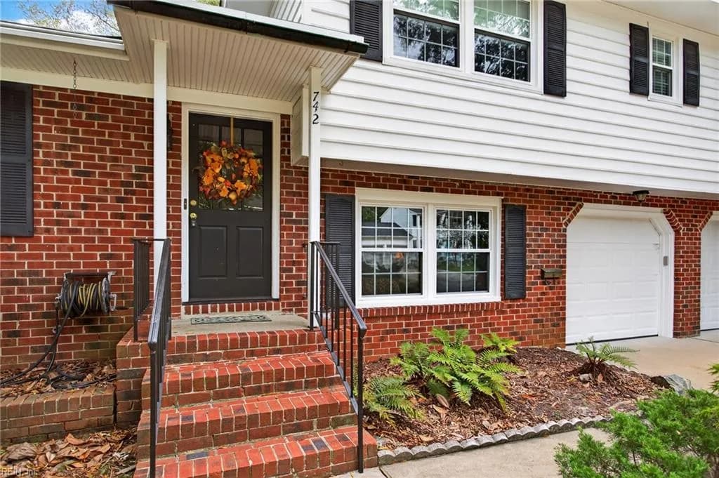 742 Jouett DR, NEWPORTNEWS VA 23608 - Photo 3