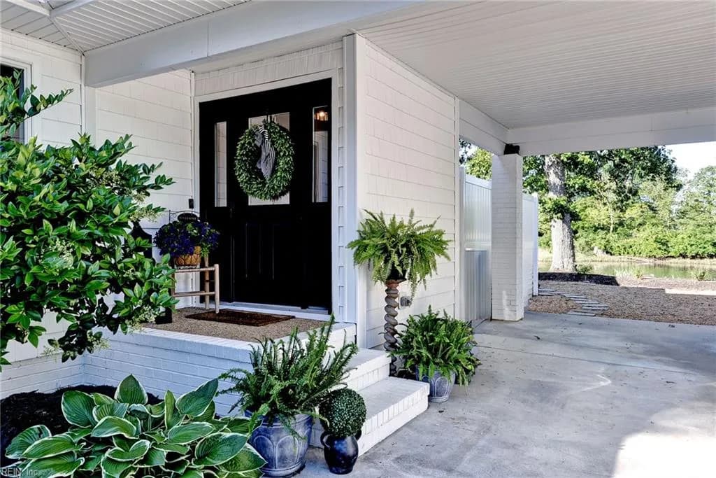 5473 White Hall RD, GLOUCESTER VA 23061 - Photo 5