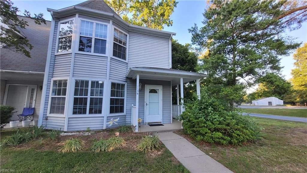 115 Heather WAY #H, YORKTOWN VA 23693 - Main photo