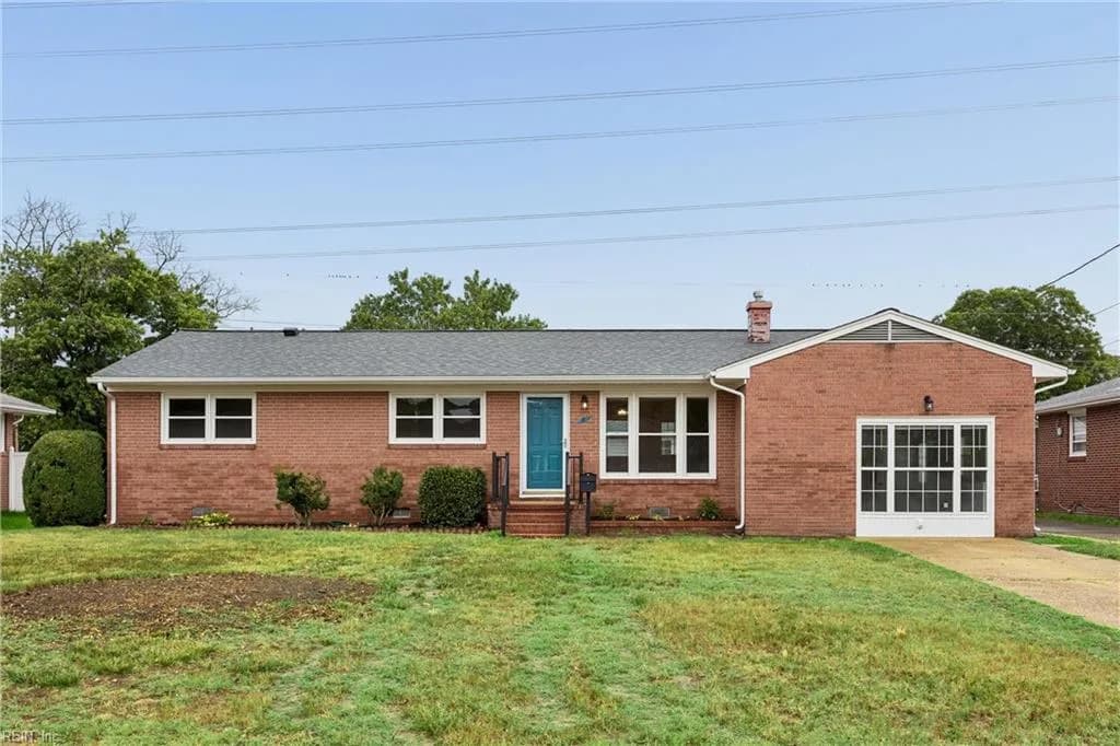 9 Calvert DR, NEWPORTNEWS VA 23601 - Main photo