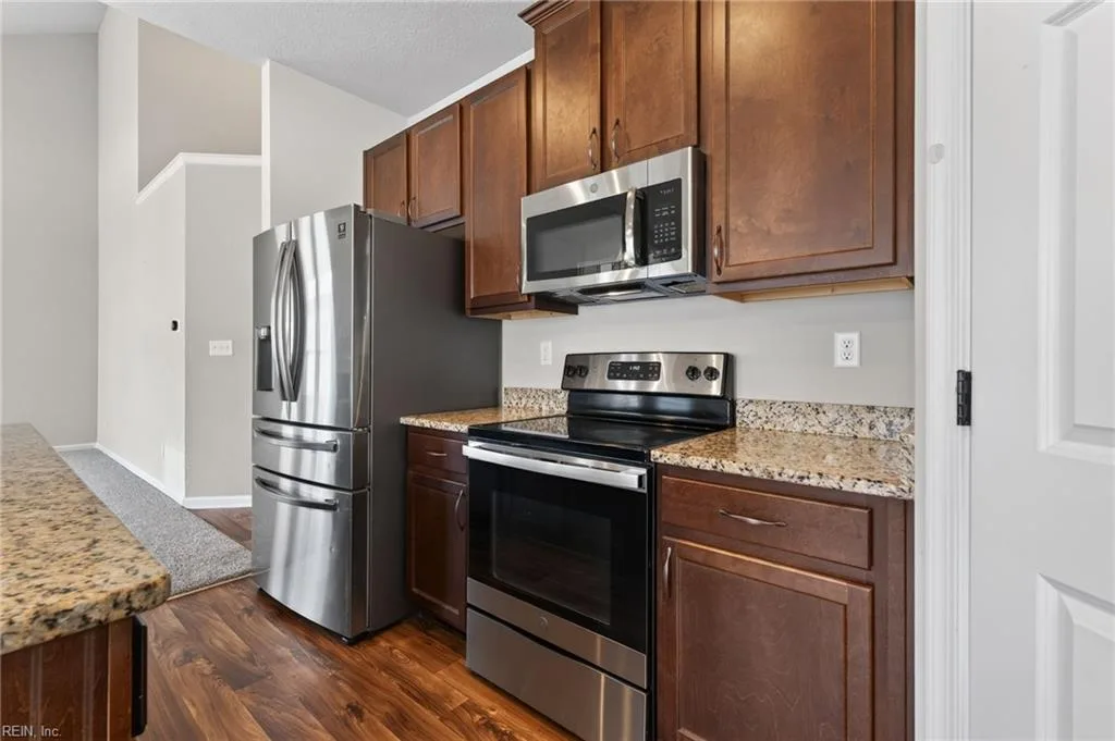 142 Blessing CIR, SUFFOLK VA 23434 - Photo 5