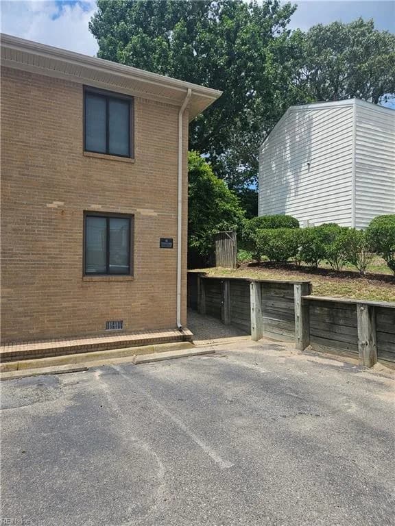 405 32nd ST #103, VIRGINIABEACH VA 23451 - Photo 3
