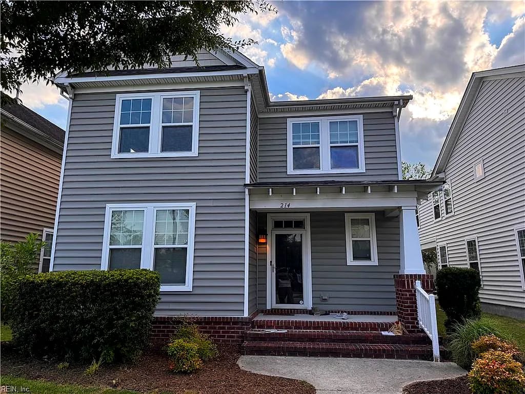 214 Harmony DR, PORTSMOUTH VA 23701