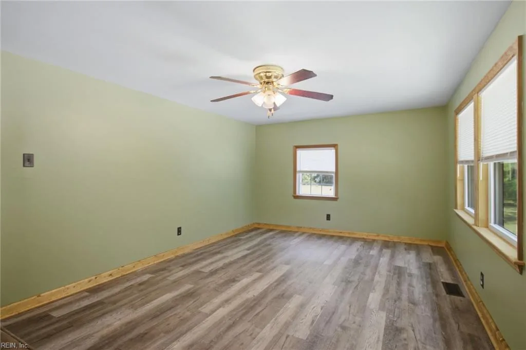8368 Whispering Pines TRL, WINDSOR VA 23487 - Photo 5