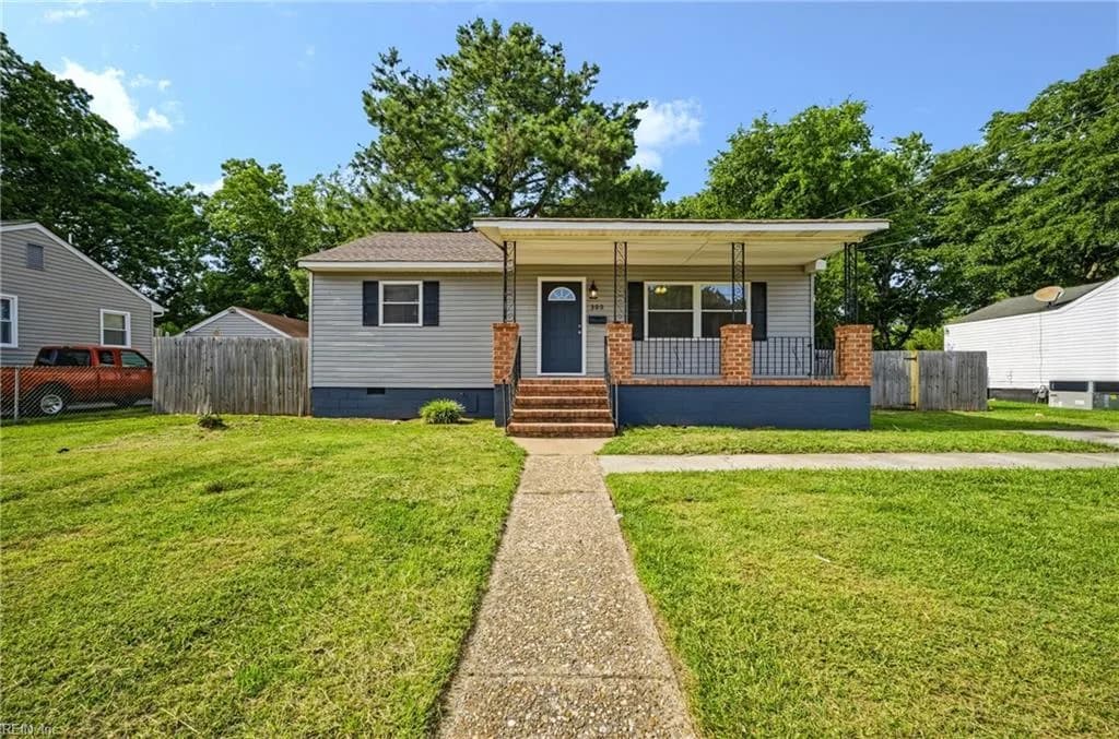 300 Dwight DR, PORTSMOUTH VA 23704 - Photo 2