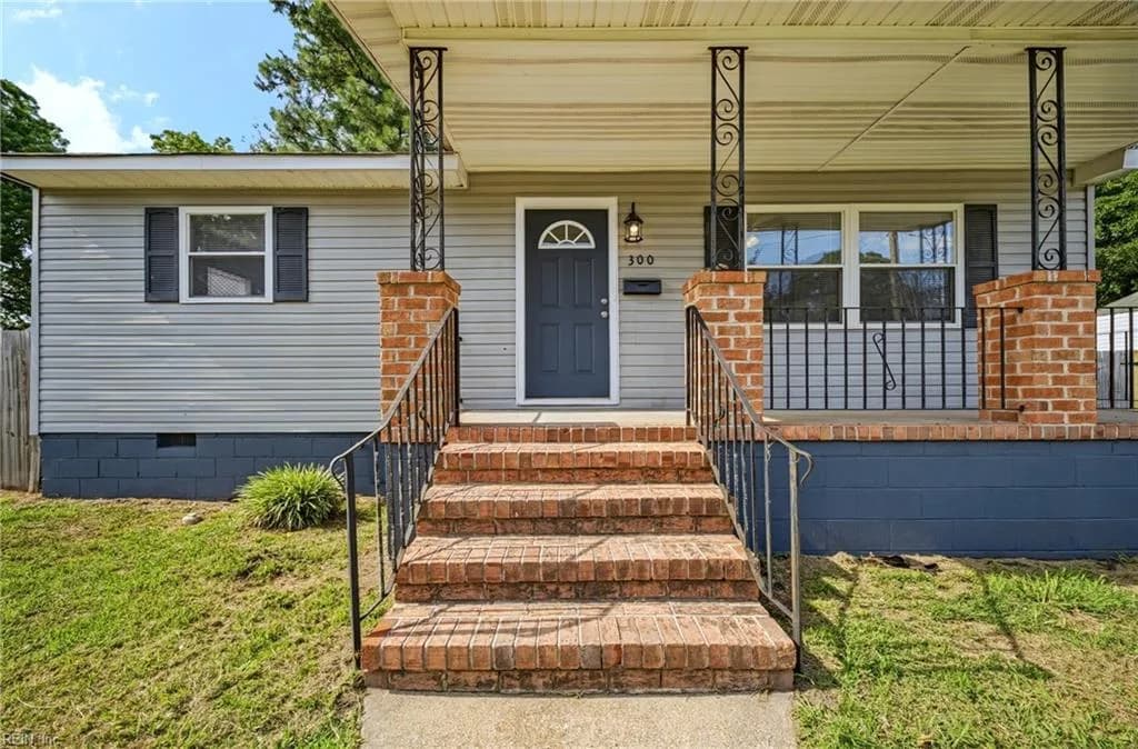 300 Dwight DR, PORTSMOUTH VA 23704 - Photo 4