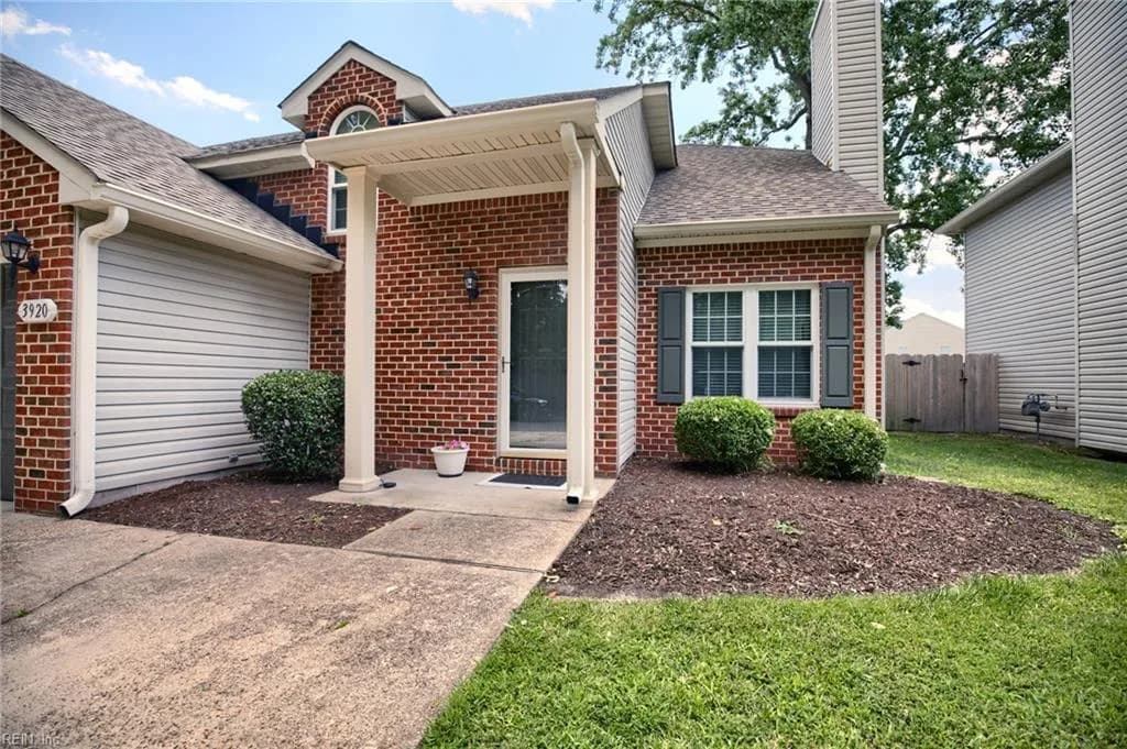 3920 Peppercorn WAY, CHESAPEAKE VA 23321 - Photo 2