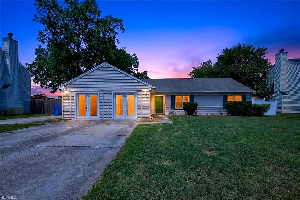 2704 Pendragon CT, CHESAPEAKE VA 23323 - Main photo