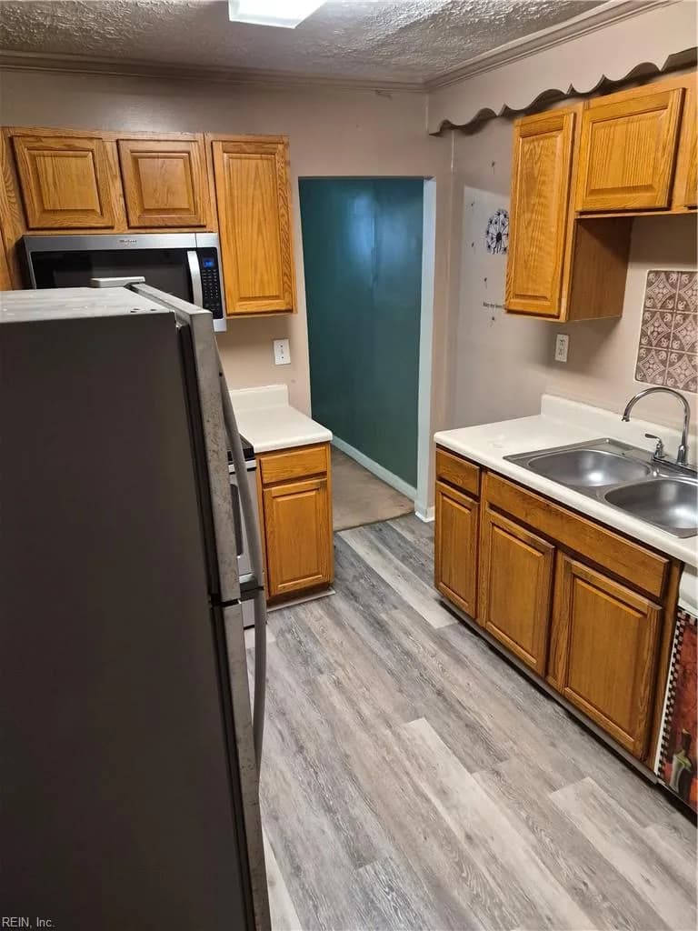 379 Schley AVE, HAMPTON VA 23661 - Photo 5