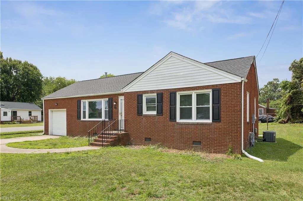 1815 Canterbury RD, HAMPTON VA 23666 - Photo 4