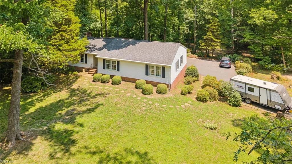 7483 Gloucester Village DR, GLOUCESTER VA 23061 - Photo 3