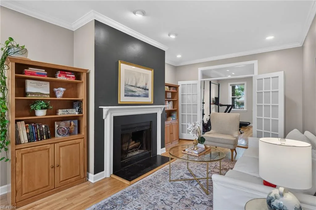 1114 Colonial AVE, NORFOLK VA 23507 - Photo 4