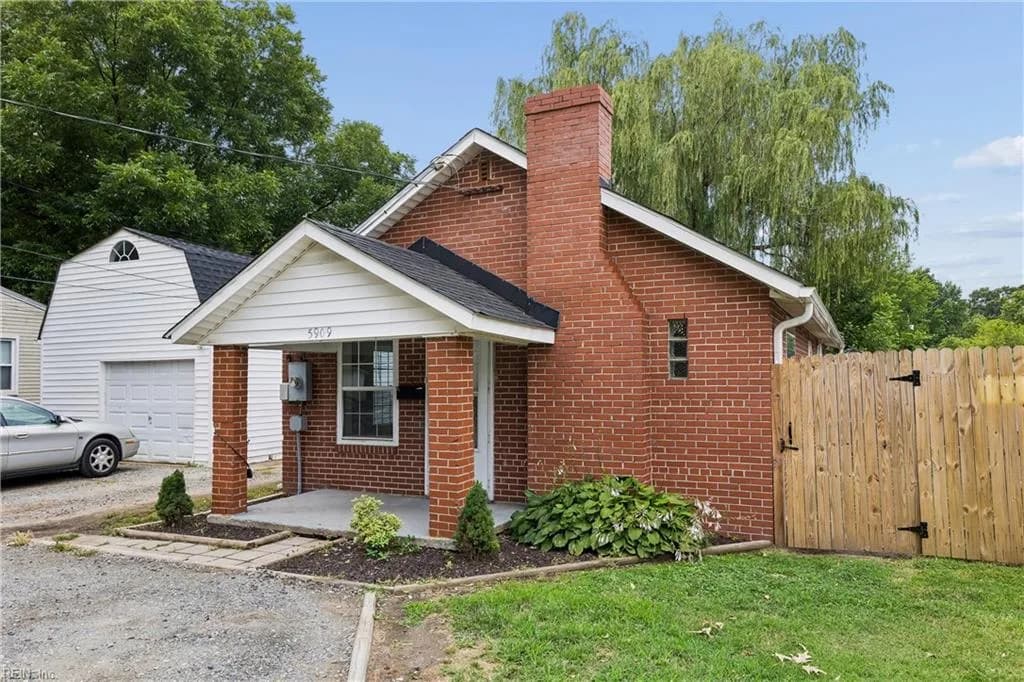 5909 Old AVE, NEWPORTNEWS VA 23605 - Photo 4