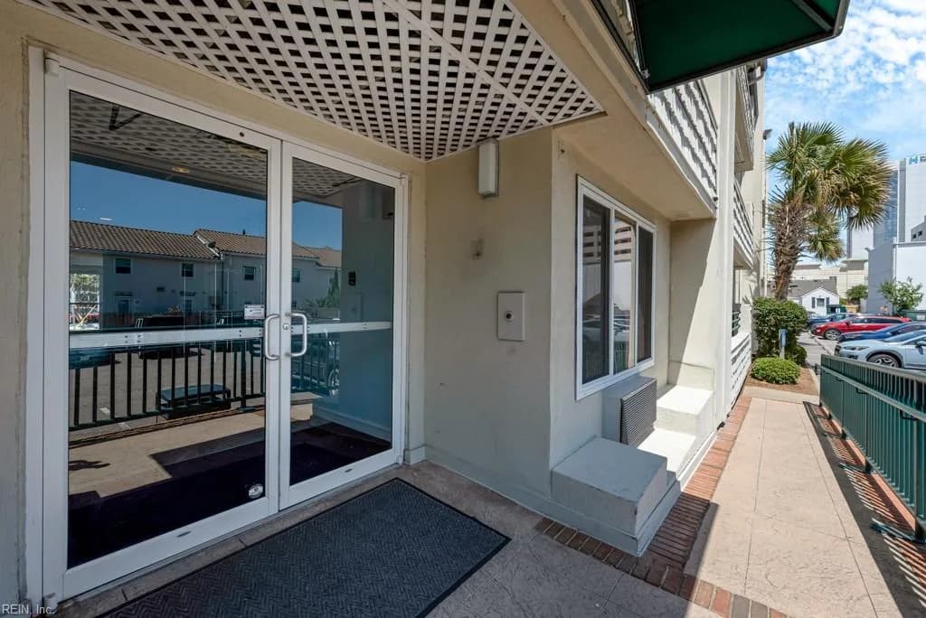304 28th ST ##110, VIRGINIABEACH VA 23451 - Photo 4