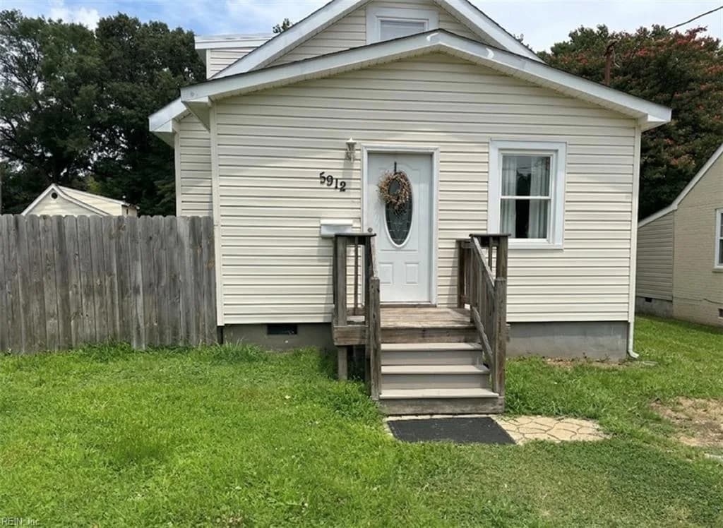 5912 Old AVE, NEWPORTNEWS VA 23605 - Photo 2