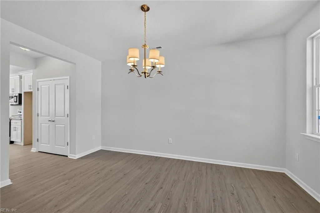 1724 B English AVE, CHESAPEAKE VA 23320 - Photo 4