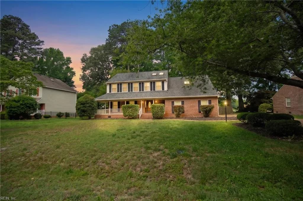 312 Lakeland CRES, YORKTOWN VA 23693 - Main photo