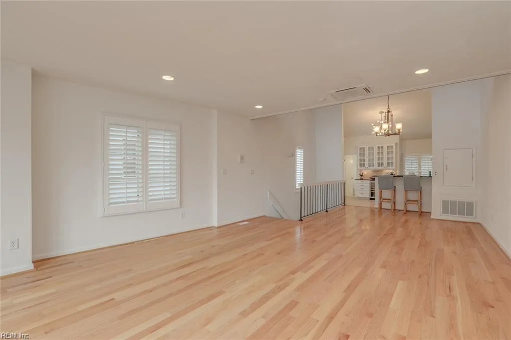 220 73rd ST, VIRGINIABEACH VA 23451 - Photo 5