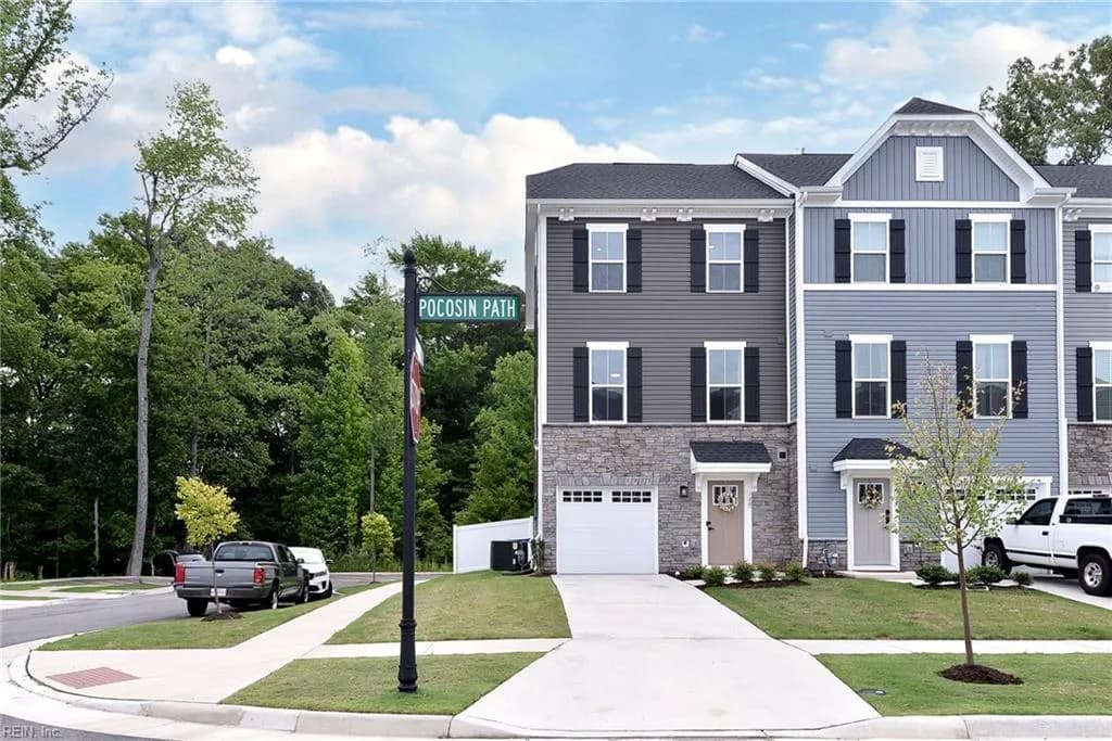 100 Pocosin PATH, POQUOSON VA 23662 - Photo 2