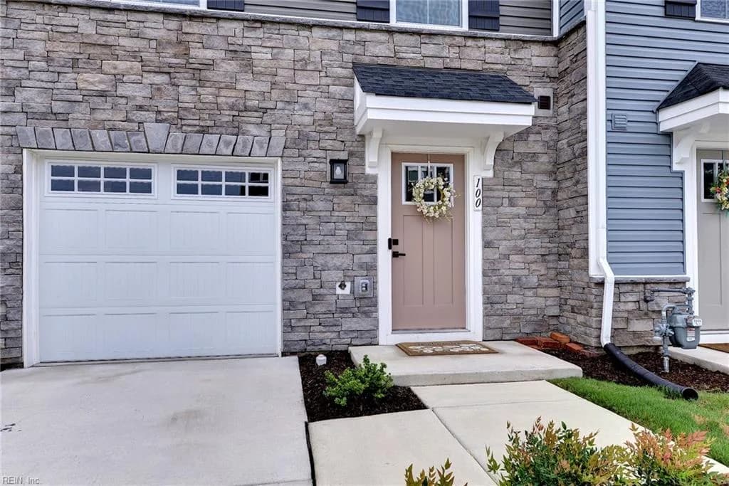 100 Pocosin PATH, POQUOSON VA 23662 - Photo 4