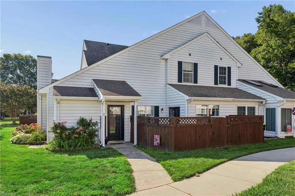 503 Hamlet CT, YORKTOWN VA 23693 - Photo 3