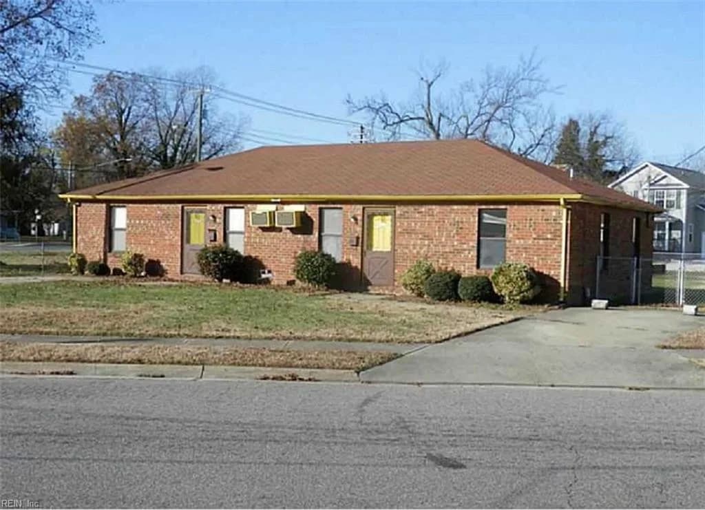 1011 Watson ST #A, NORFOLK VA 23523 - Photo 3